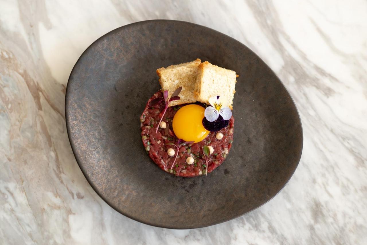 Dunalastair Hotel Suites Kinloch Rannoch Εξωτερικό φωτογραφία A steak tartare