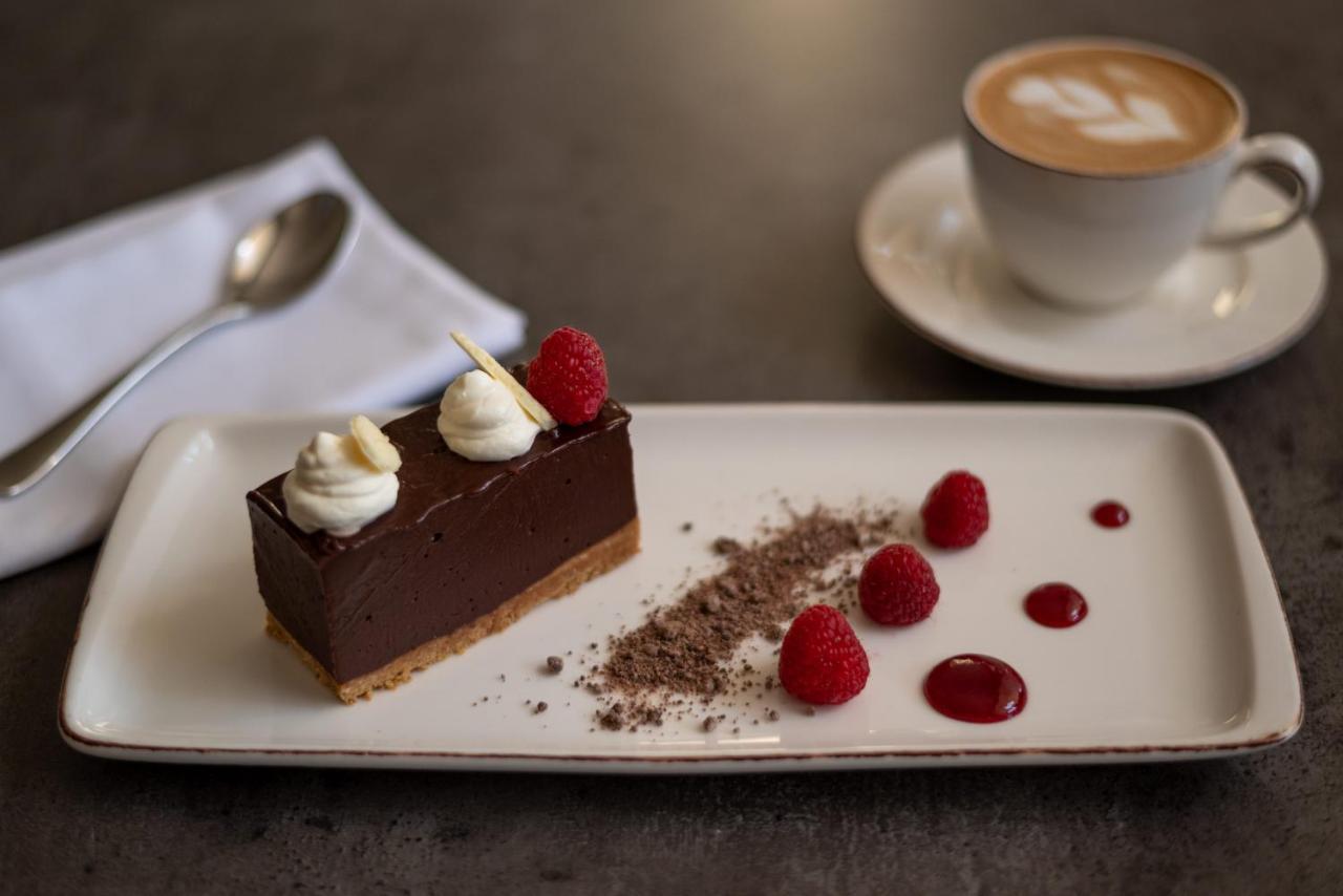 Dunalastair Hotel Suites Kinloch Rannoch Εξωτερικό φωτογραφία A chocolate dessert