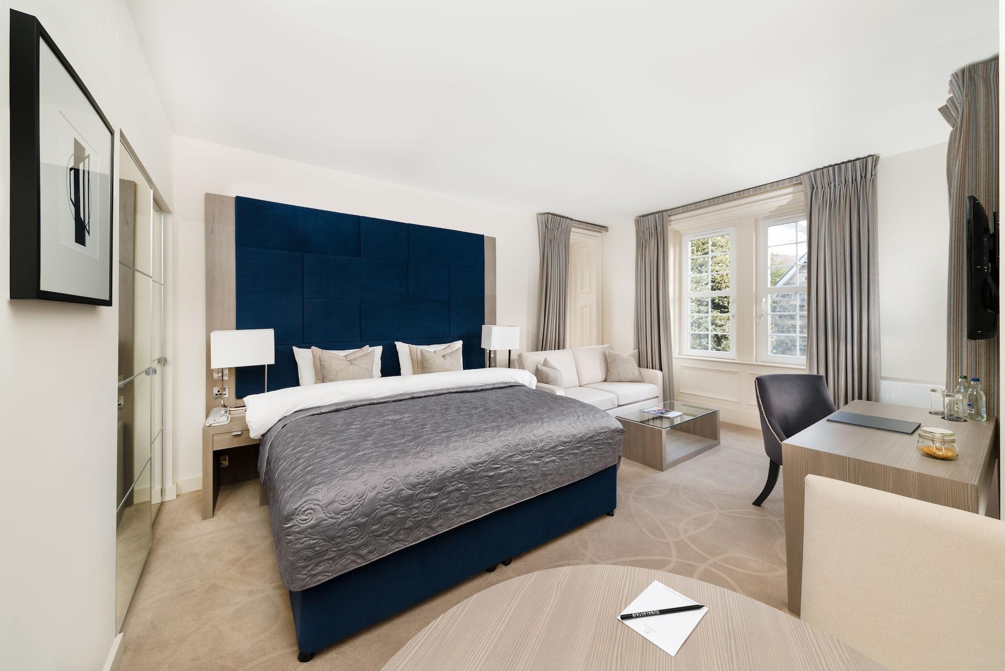 Dunalastair Hotel Suites Kinloch Rannoch Εξωτερικό φωτογραφία A bedroom at the hotel