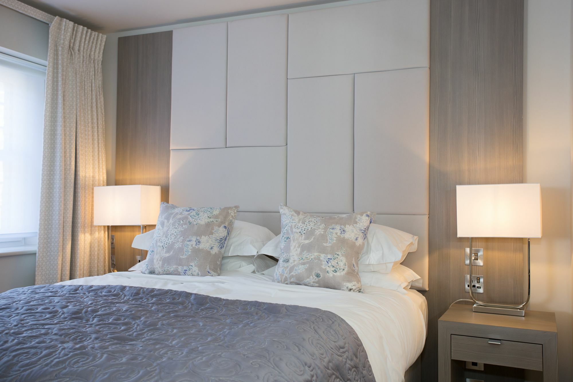 Dunalastair Hotel Suites Kinloch Rannoch Εξωτερικό φωτογραφία A bedroom at The Ivy Collection