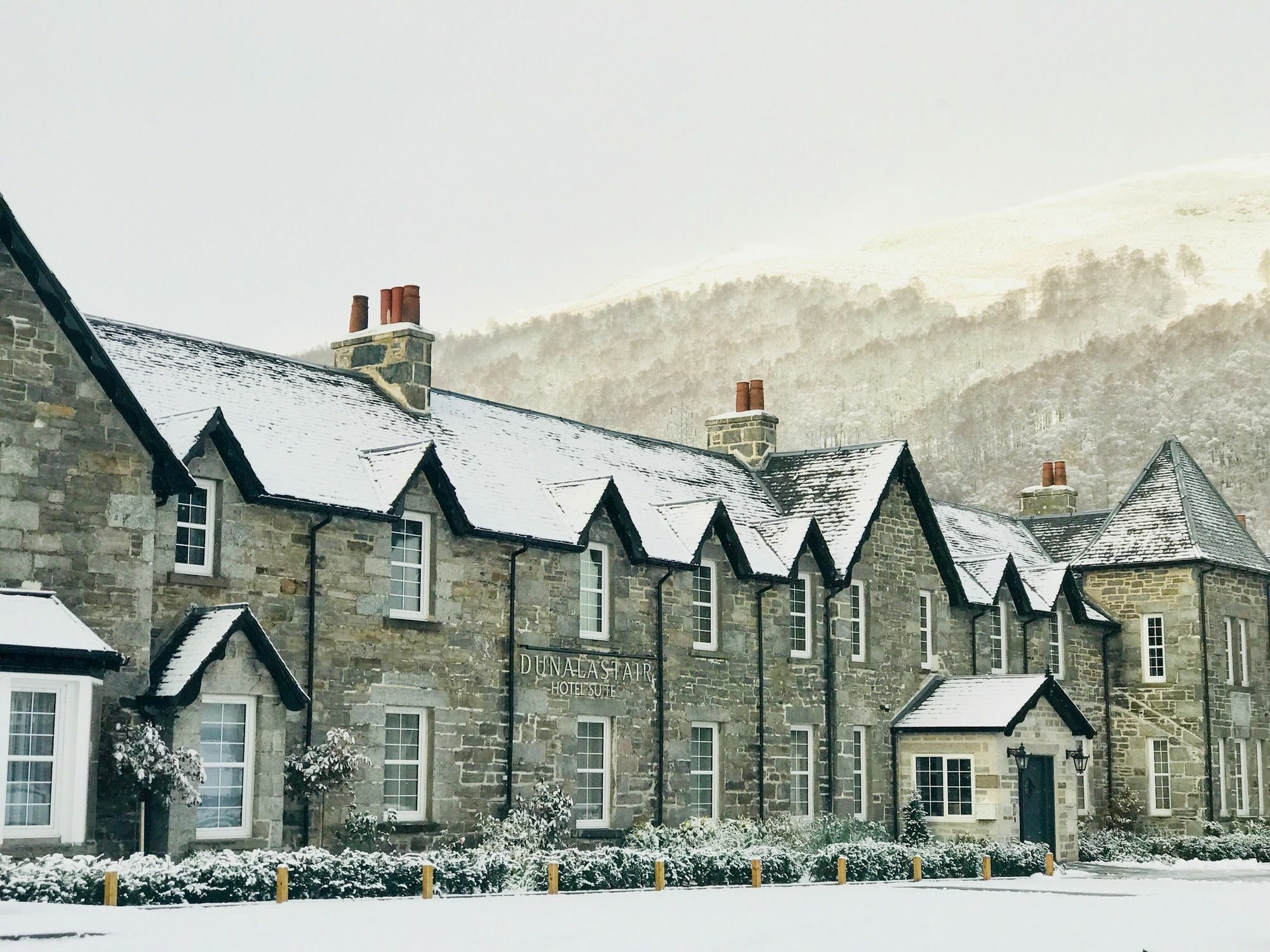 Dunalastair Hotel Suites Kinloch Rannoch Εξωτερικό φωτογραφία The old school house