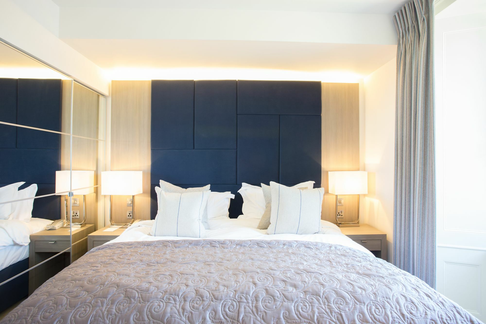 Dunalastair Hotel Suites Kinloch Rannoch Εξωτερικό φωτογραφία A bedroom at the hotel